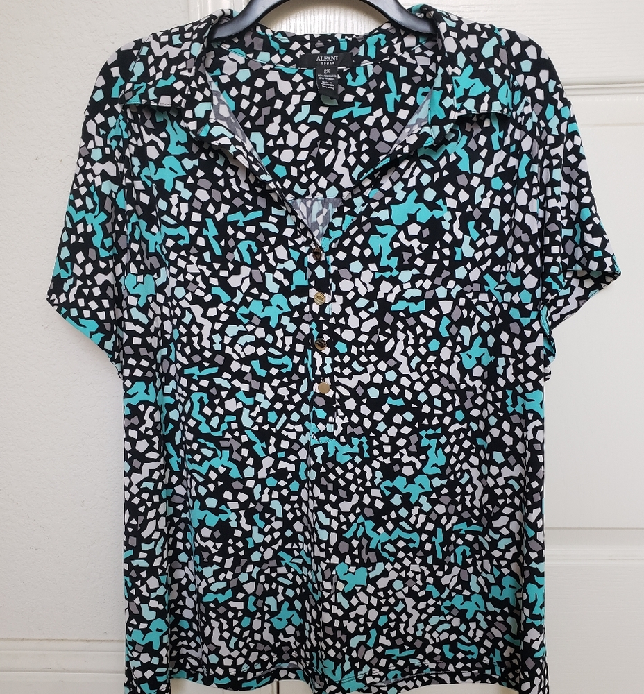 Alfani Woman Aqua Mosaic Short Sleeve Top
